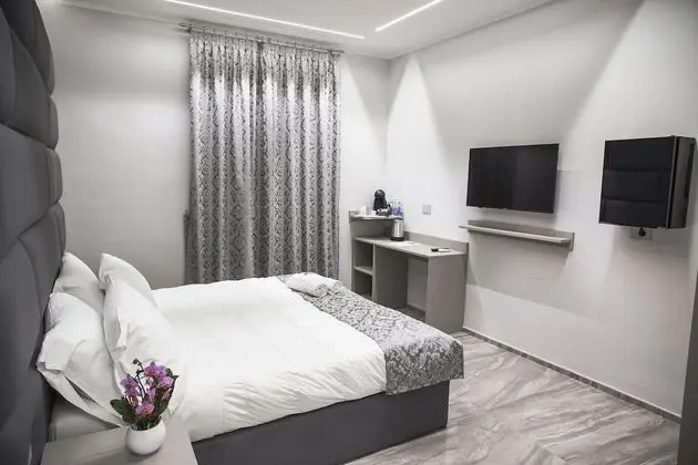 Deluxe Tek Büyük veya İki Ayrı Yataklı Oda