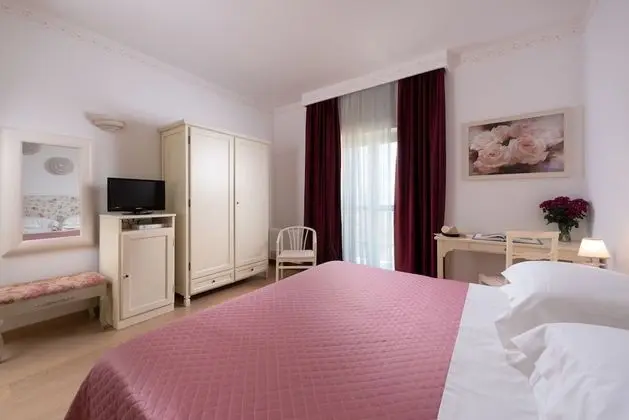 Superior Tek Büyük veya İki Ayrı Yataklı Oda