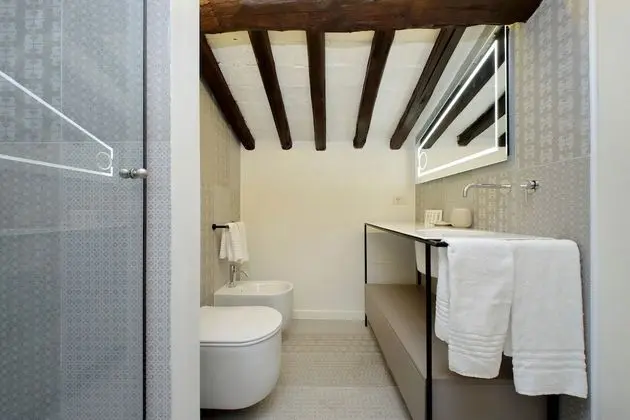 Classic Tek Büyük veya İki Ayrı Yataklı Oda