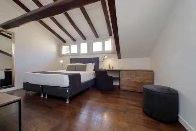 Comfort Üç Kişilik Oda (Villa Corsini)