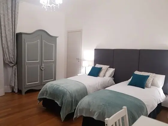 Deluxe Tek Büyük veya İki Ayrı Yataklı Oda, Özel Banyo (Positano)