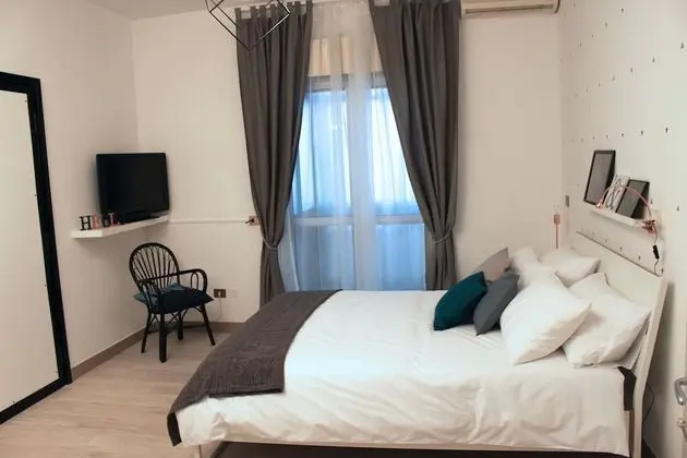 Deluxe Tek Büyük Yataklı Oda, Özel Banyo (Minori)