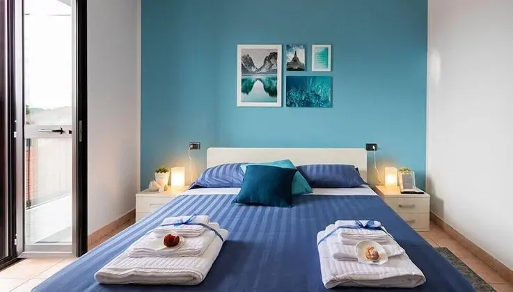 Tek Büyük Yataklı Oda, Balkon (Elena Carolina)