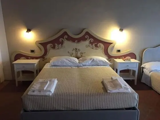 Classic Üç Kişilik Oda, Bahçe Manzaralı