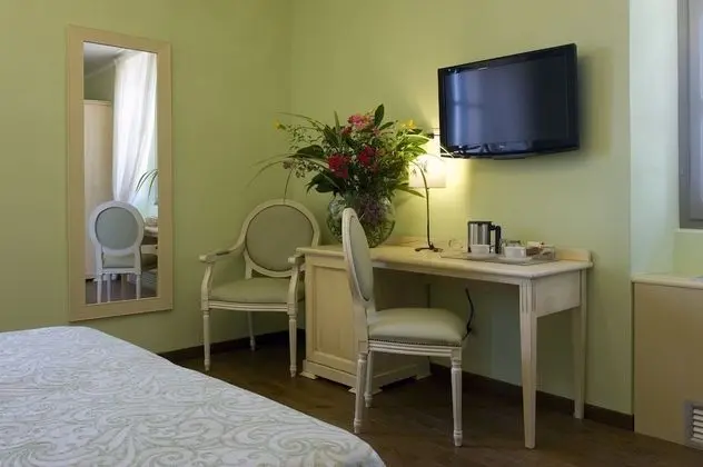 Classic Tek Büyük veya İki Ayrı Yataklı Oda