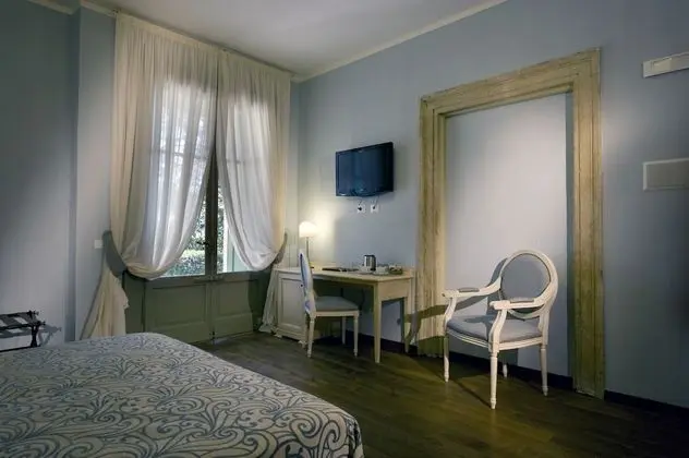 Classic Tek Büyük veya İki Ayrı Yataklı Oda