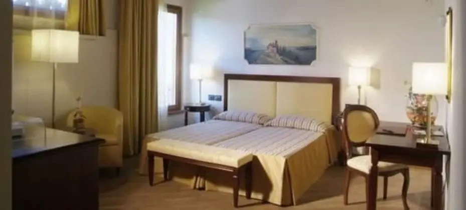 Deluxe Tek Büyük veya İki Ayrı Yataklı Oda