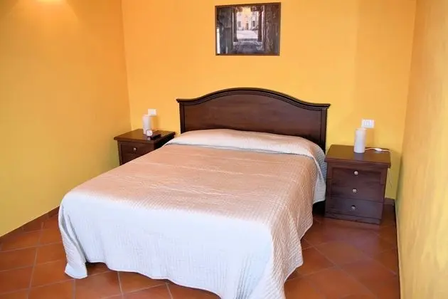 Comfort Tek Büyük Yataklı Oda
