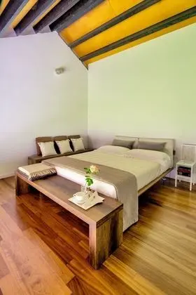 Exclusive Apart Daire, 2 Yatak Odası, Veranda, Bahçe Manzaralı (Iris)
