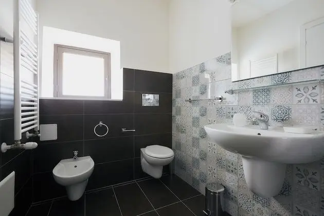 Classic Tek Büyük Yataklı Oda, Avlu Manzaralı (Tessalo)