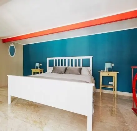 Family Üç Kişilik Oda, Bahçe Manzaralı (Galeno)