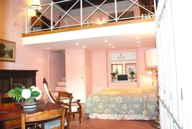 Classic Tek Büyük Yataklı Oda, Avlu Manzaralı