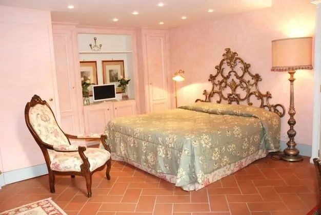 Classic Tek Büyük Yataklı Oda, Avlu Manzaralı