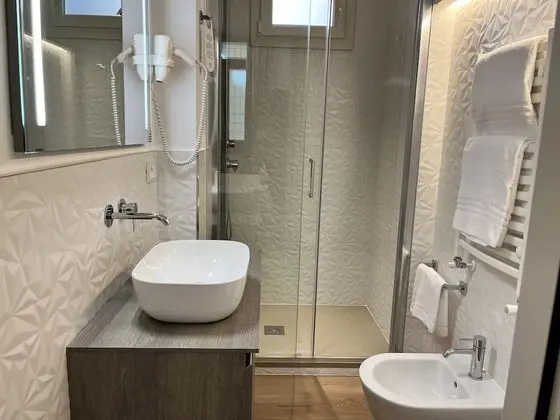 Superior Tek Büyük veya İki Ayrı Yataklı Oda
