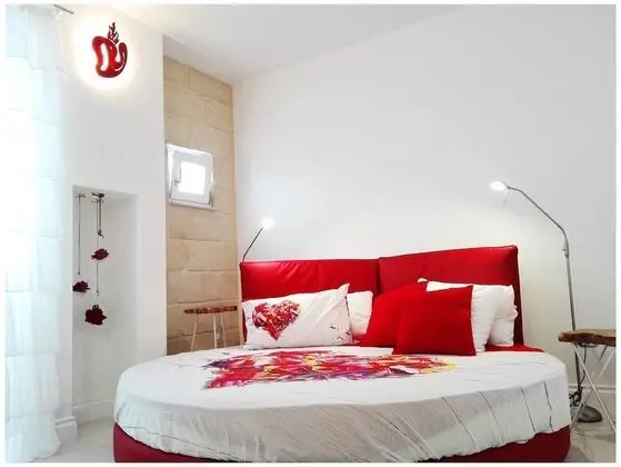 Tek Büyük Yataklı Oda, Bağlantılı Odalar