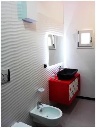 Tek Büyük Yataklı Oda, Bağlantılı Odalar