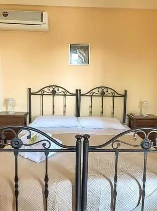 Basic Oda, Deniz Manzaralı