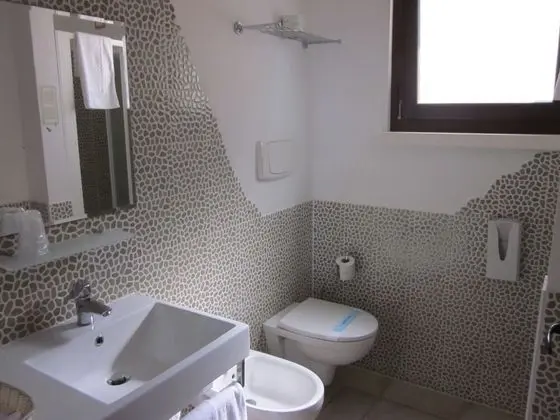 Comfort Tek Büyük veya İki Ayrı Yataklı Oda
