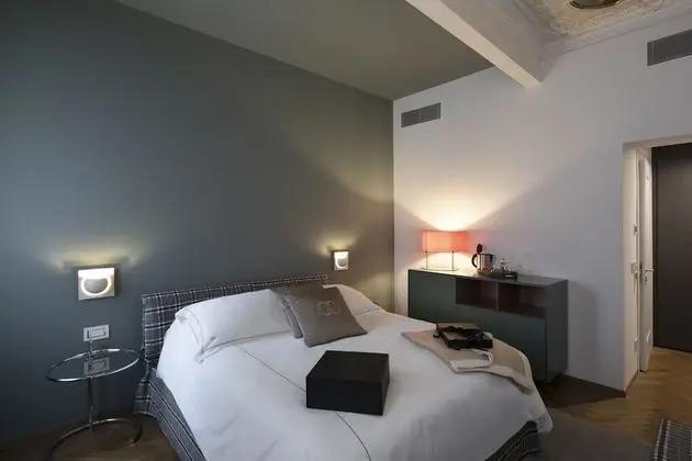 Luxury Tek Büyük Yataklı Oda, Kanal Manzaralı