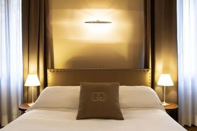 Luxury Tek Büyük Yataklı Oda, Kanal Manzaralı