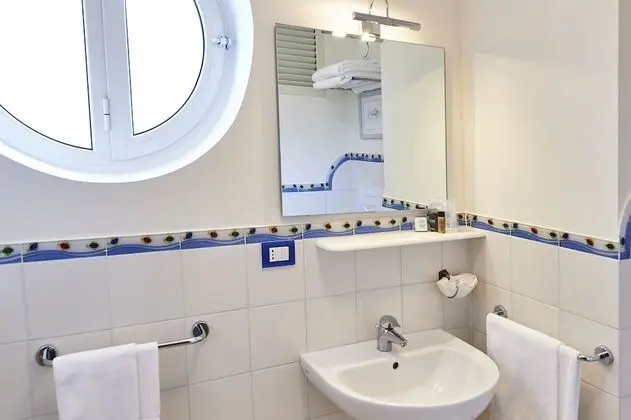 Classic Dört Kişilik Oda