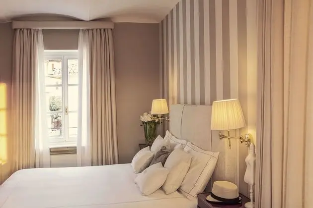 Classic Tek Büyük Yataklı Oda