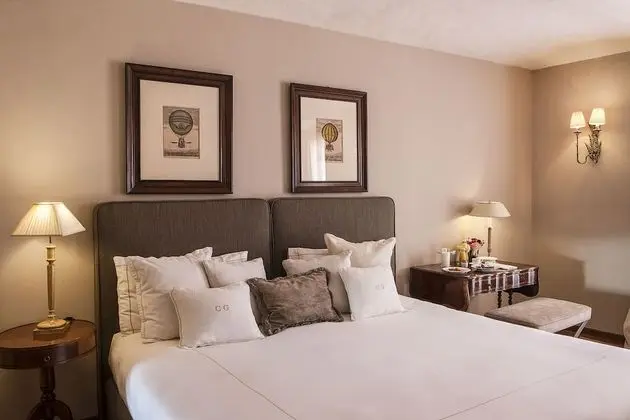 Superior Tek Büyük veya İki Ayrı Yataklı Oda