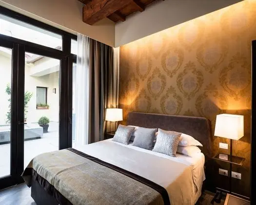 Superior Tek Büyük Yataklı Oda