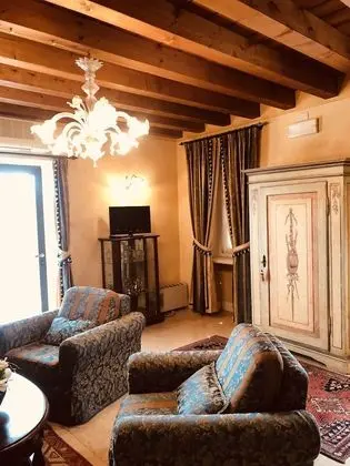 Deluxe Stüdyo Süit