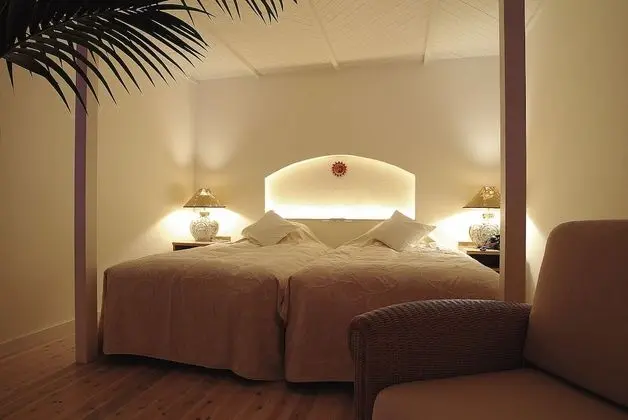 Süit (Island Suite #12)