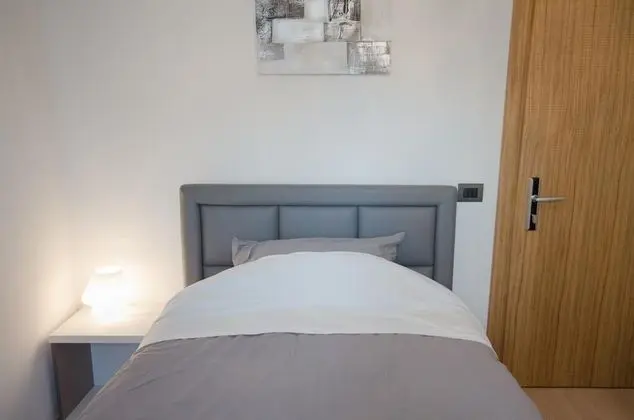 Tek Büyük veya İki Ayrı Yataklı Oda