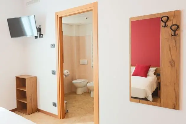 Standard Tek Büyük veya İki Ayrı Yataklı Oda