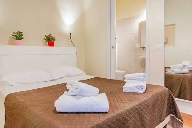 Economy Tek Büyük Yataklı Oda