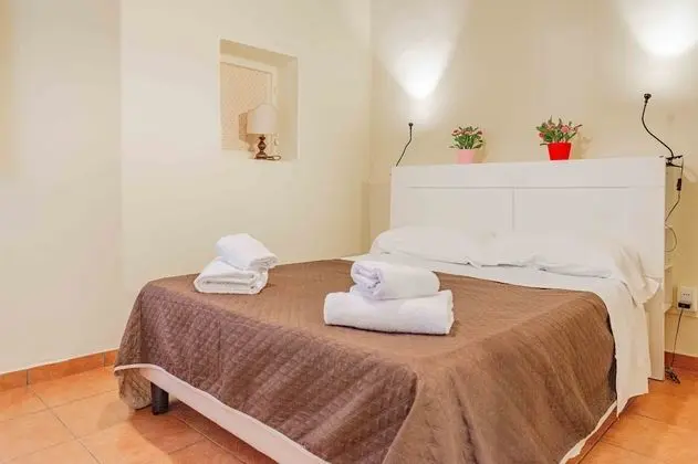 Economy Tek Büyük Yataklı Oda