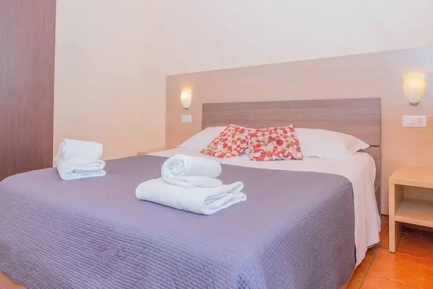 Tek Büyük Yataklı Oda, Özel Banyo (External)