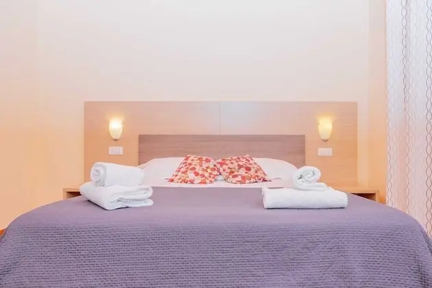 Tek Büyük Yataklı Oda, Özel Banyo (External)