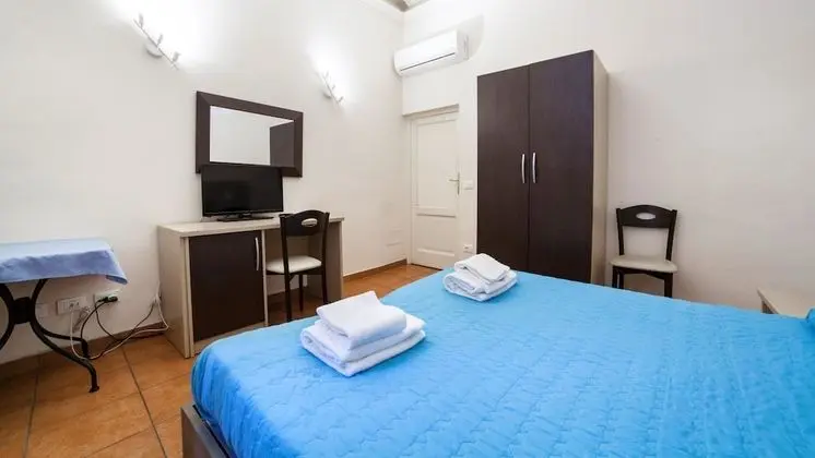 Tek Büyük Yataklı Oda, Özel Banyo (External)