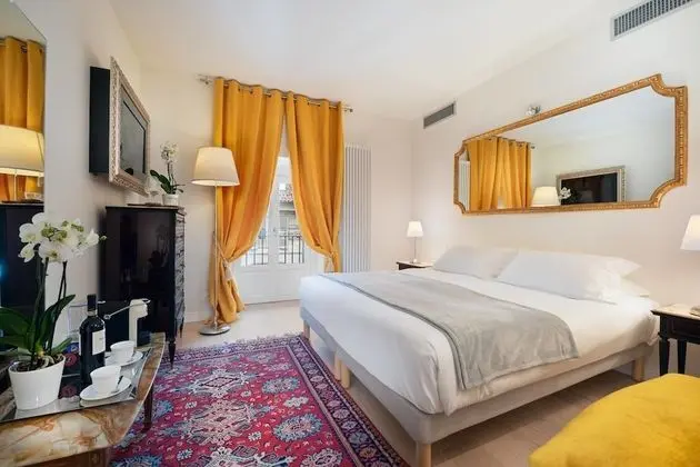 Deluxe Tek Büyük Yataklı Oda, Şehir Manzaralı