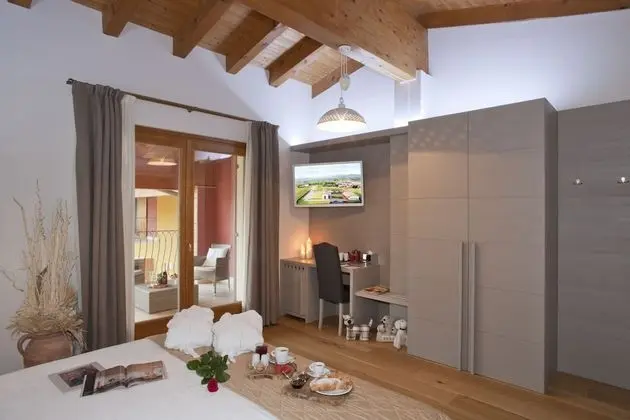 Comfort Tek Büyük Yataklı Oda
