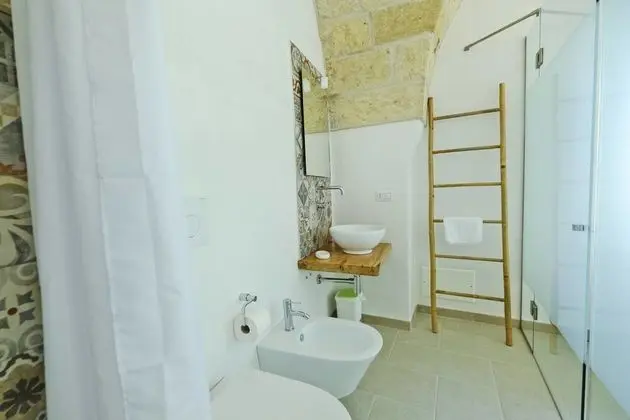 Tek Büyük Yataklı Oda, Banyolu/Duşlu