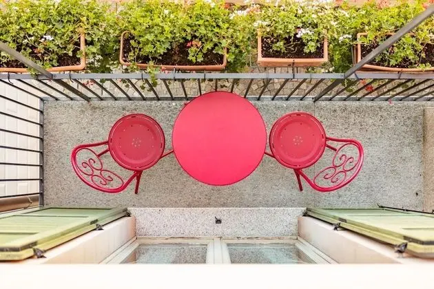 Comfort Tek Büyük Yataklı Oda