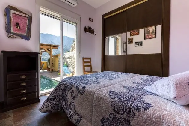 Ev, 2 Yatak Odası, Kişiye Özel Havuzlu, Dağ Manzaralı