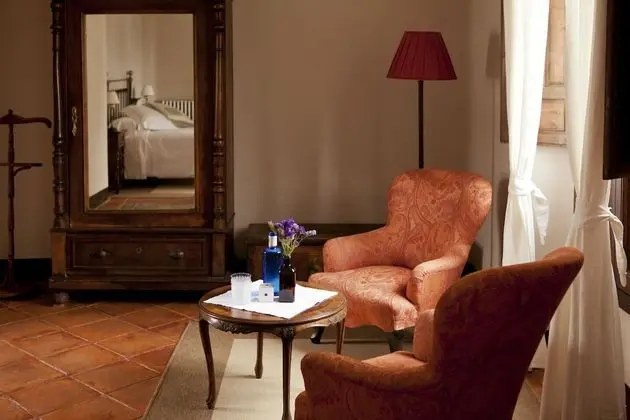 Superior Tek Büyük Yataklı Oda (The Stately)