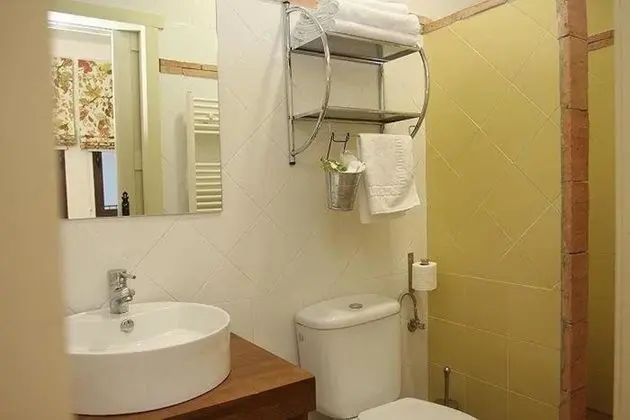 Tek Büyük Yataklı Oda, Sigara İçilmez, Avlu Manzaralı