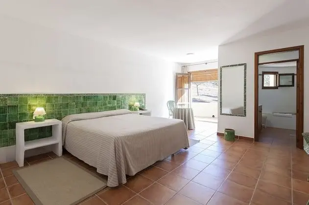 Tek Büyük Yataklı Oda (2 adults + 2 children)