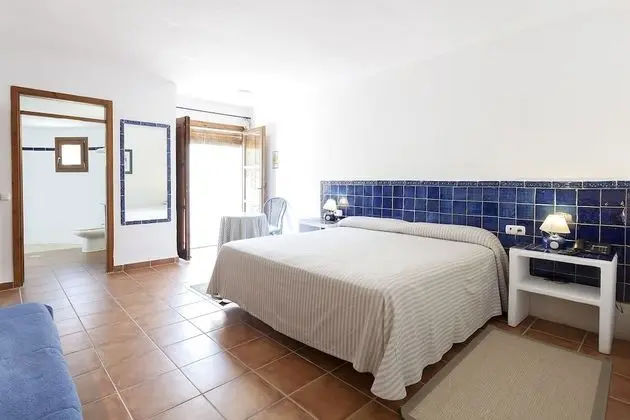 Tek Büyük Yataklı Oda (2 adults + 2 children)