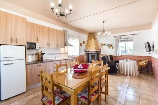 Ev, 2 Yatak Odası, Kişiye Özel Havuzlu, Dağ Manzaralı