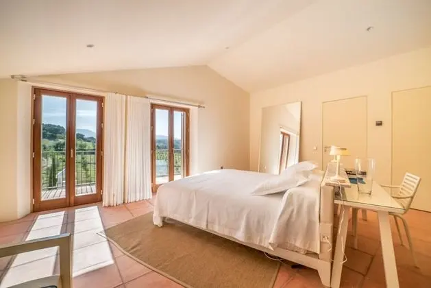 Deluxe Tek Büyük Yataklı Oda, 1 Büyük (Queen) Boy Yatak, Dağ Manzaralı