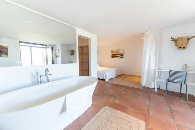 Deluxe Tek Büyük Yataklı Oda, 1 Büyük (Queen) Boy Yatak, Dağ Manzaralı