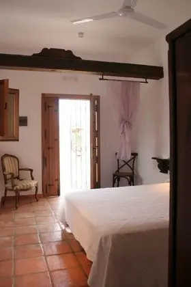 1 Çift Kişilik Veya 2 Tek Kişilik Yatak Standard